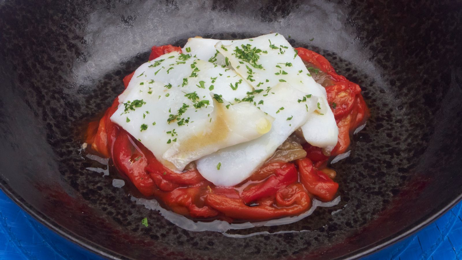 Receta de bacalao con pimientos y berenjenas