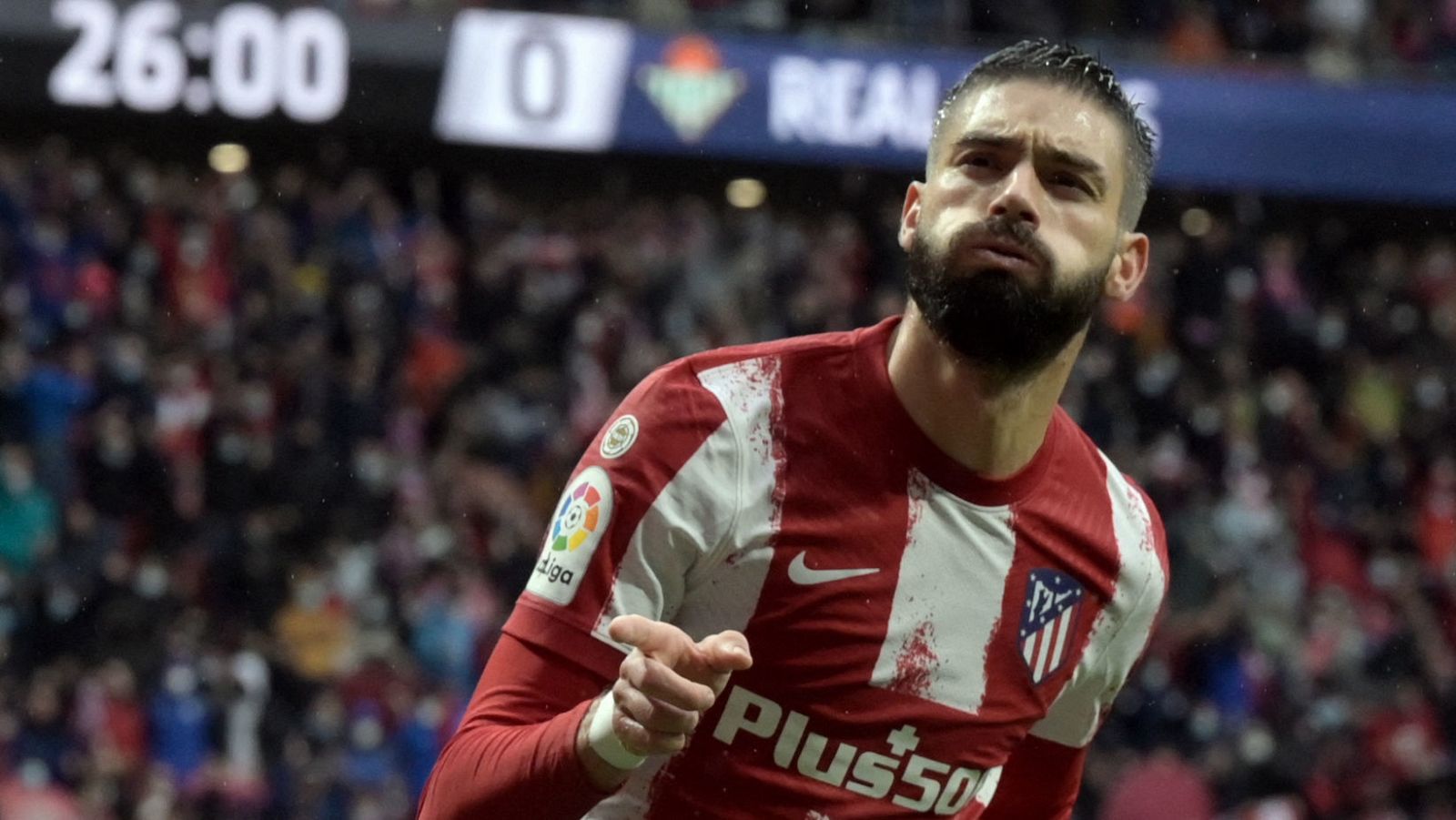 Carrasco celebra un gol del Atleti ante el Betis