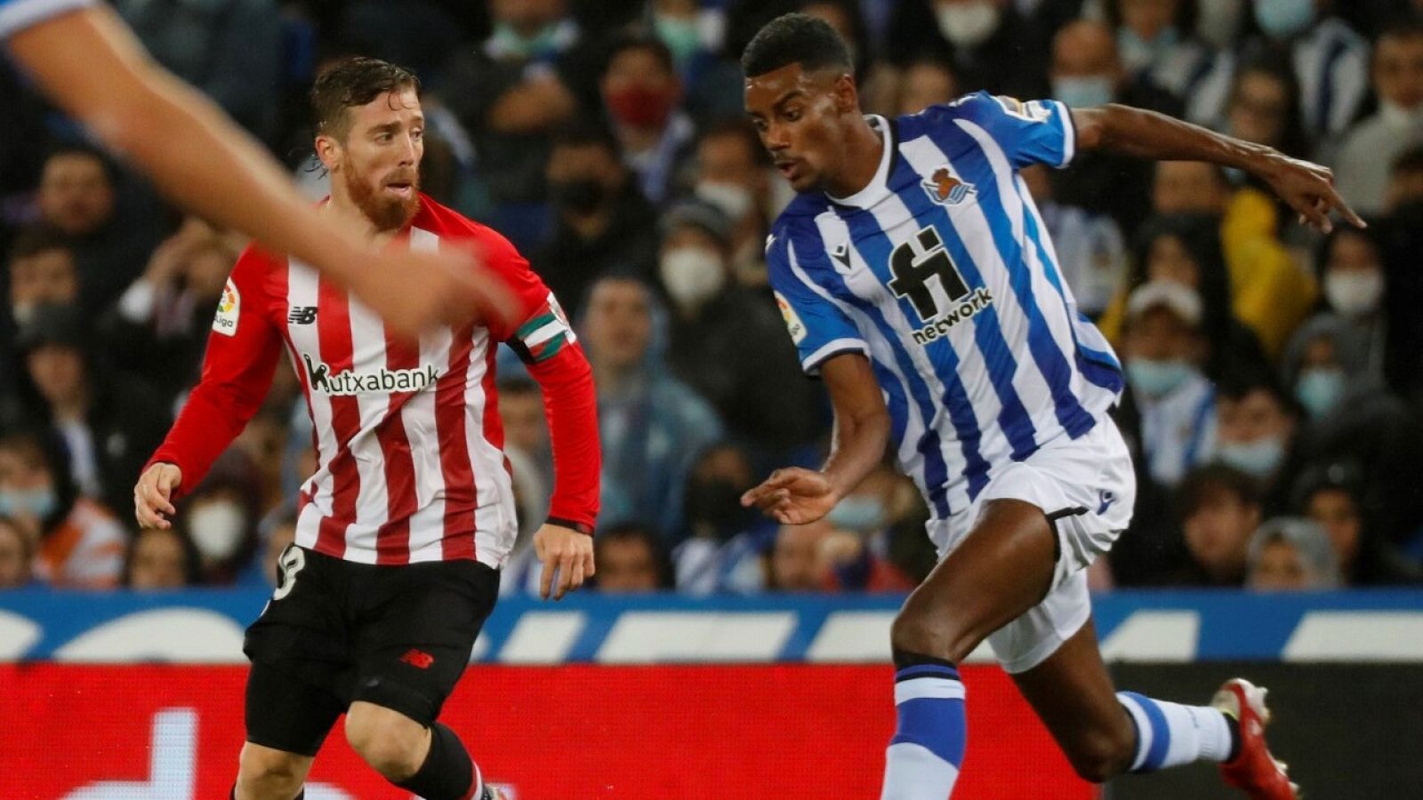 Iker Muniain y Aleksander Isak, goleadores en el Real Sociedad 1-1 Athletic de Bilbao.