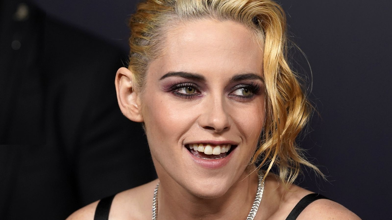 Kristen Stewart se casará con su novia, Dylan Meyer