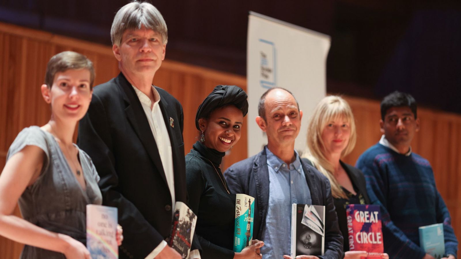 Seis candidatos a ganar el premio Booker