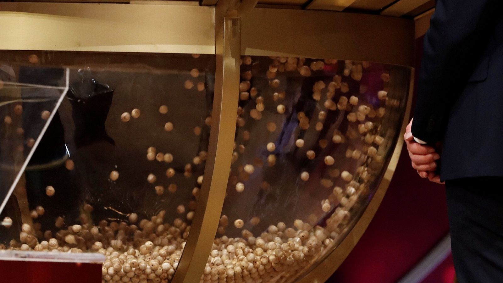  Así son las bolas del sorteo de la Lotería de Navidad 