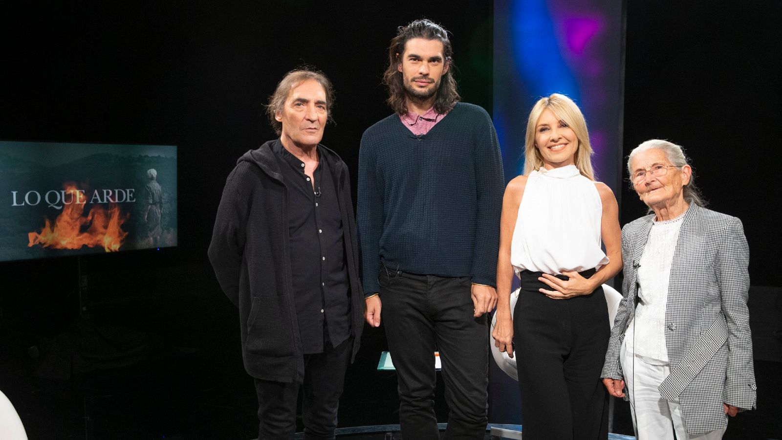 Cayetana Guillén Cuervo con Oliver Laxe, Benedicta Sánchez y Amador Arias