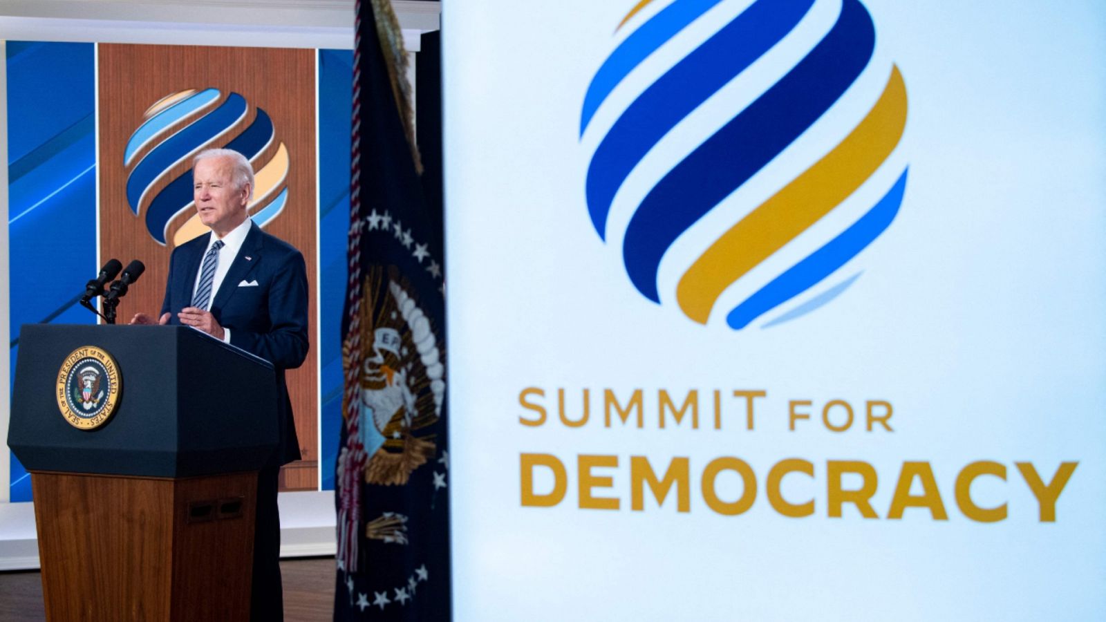 Una imagen del presidente de EE.UU., Joe Biden, durante el discurso de clausura de la Cumbre por la Democracia.