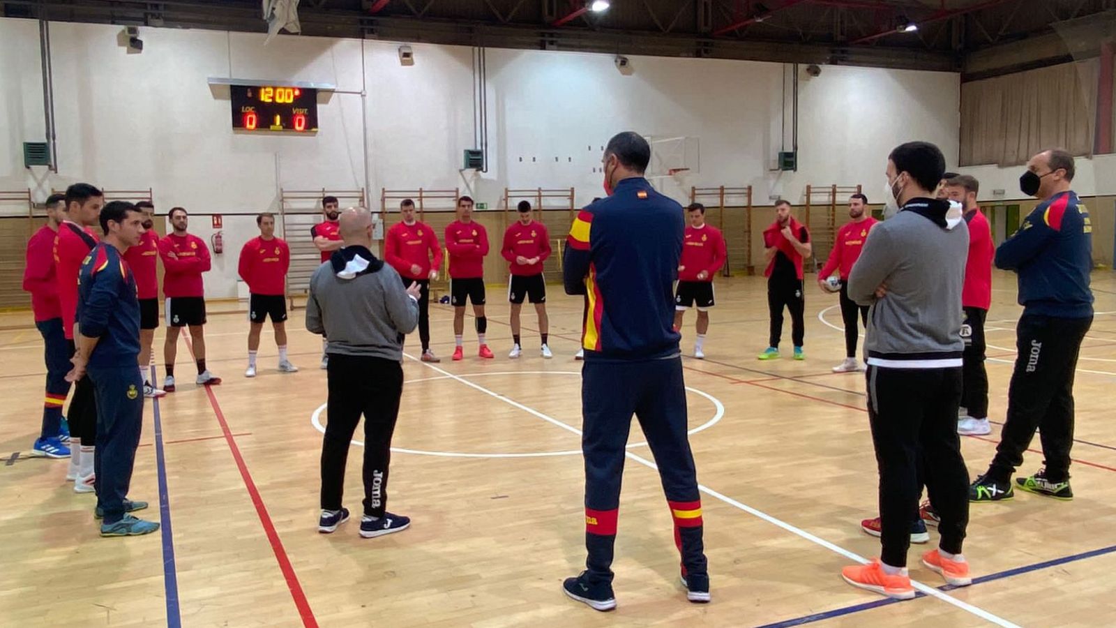 La selección española de balonmano se concentra en Madrid.