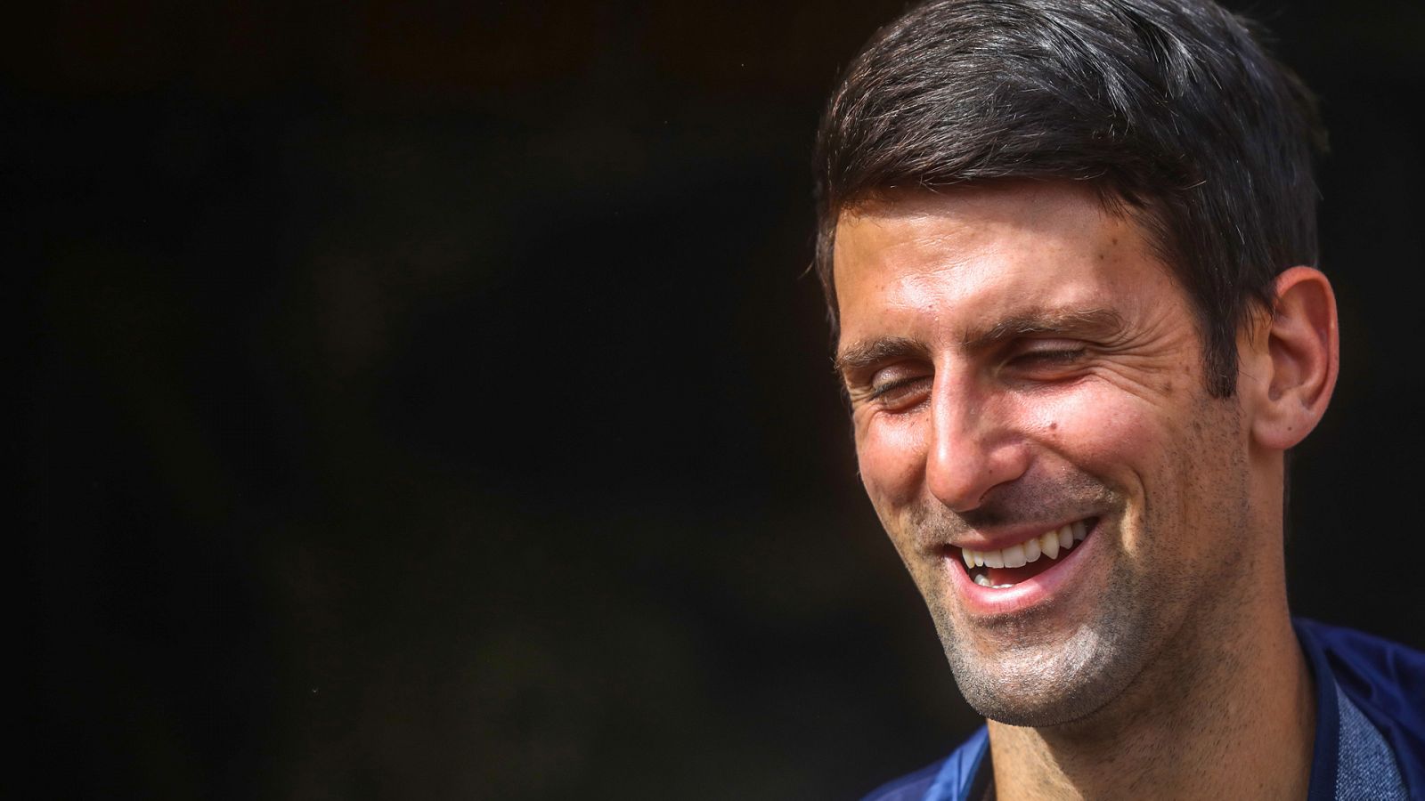 Novak Djokovic, las dos caras de la fama