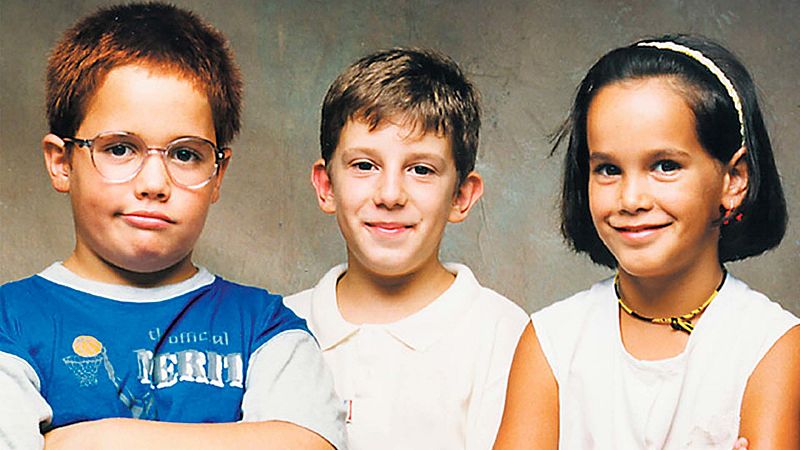 Manolito Gafotas y sus amigos Susana y 'el orejones'