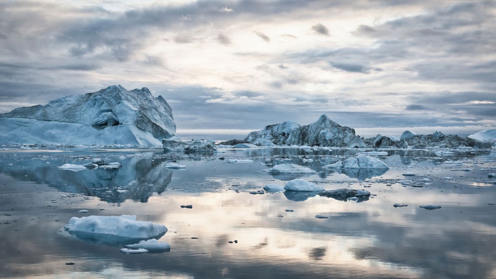 Calentamiento global, los glaciares y los mantos de hielo se derriten