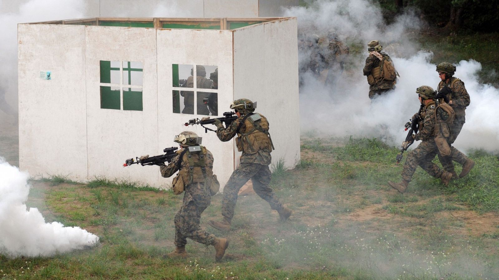 Imagen de un ensayo militar estadounidense en el oeste de Ucrania en 2015