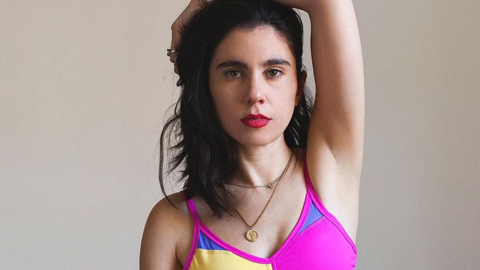 La cantante chilena Javiera Mena canta 'Culpa' en el Benidorm Fest