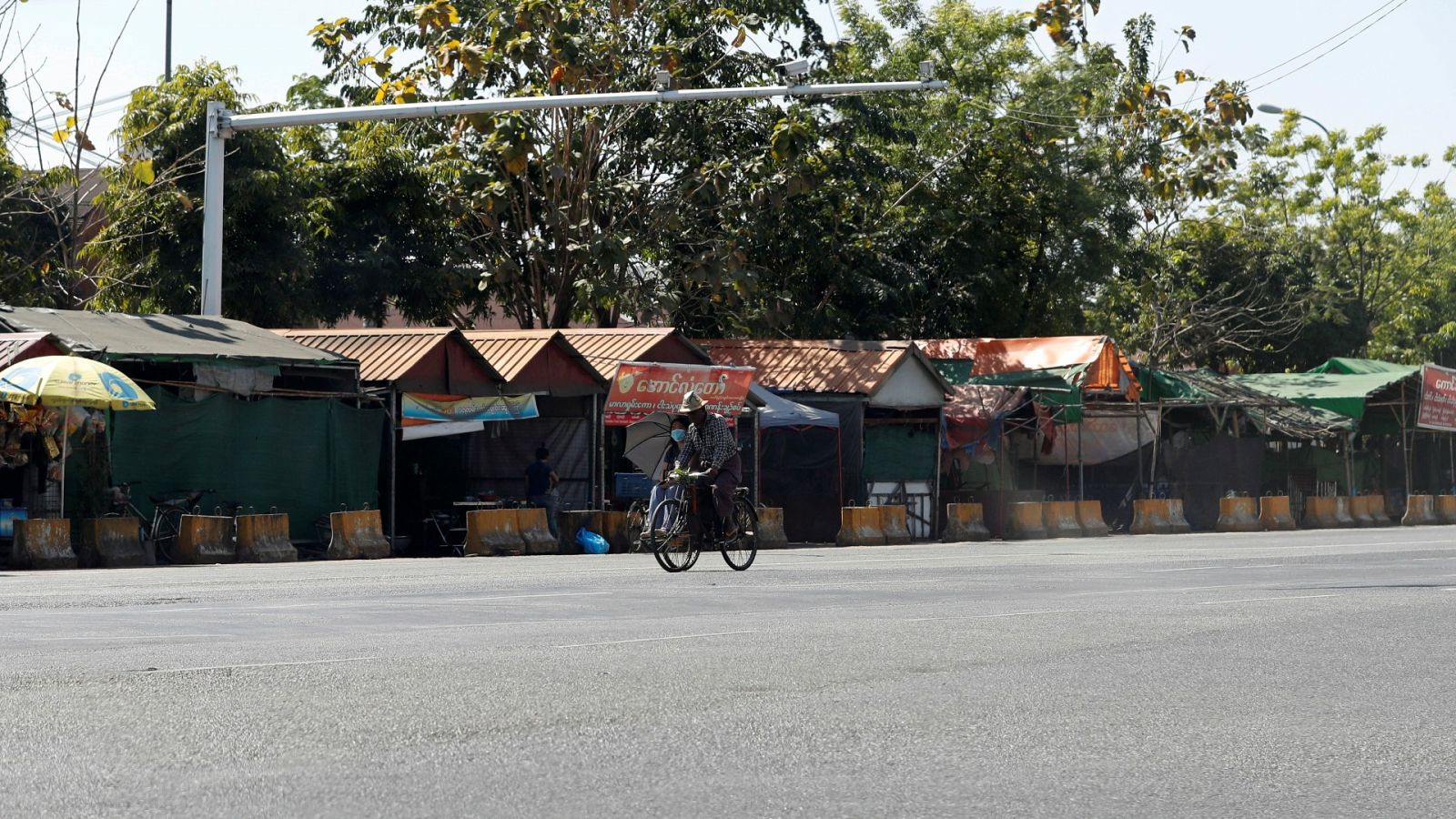 Calle de Yangon, Myanmar, durante las protestas silenciosas de este martes