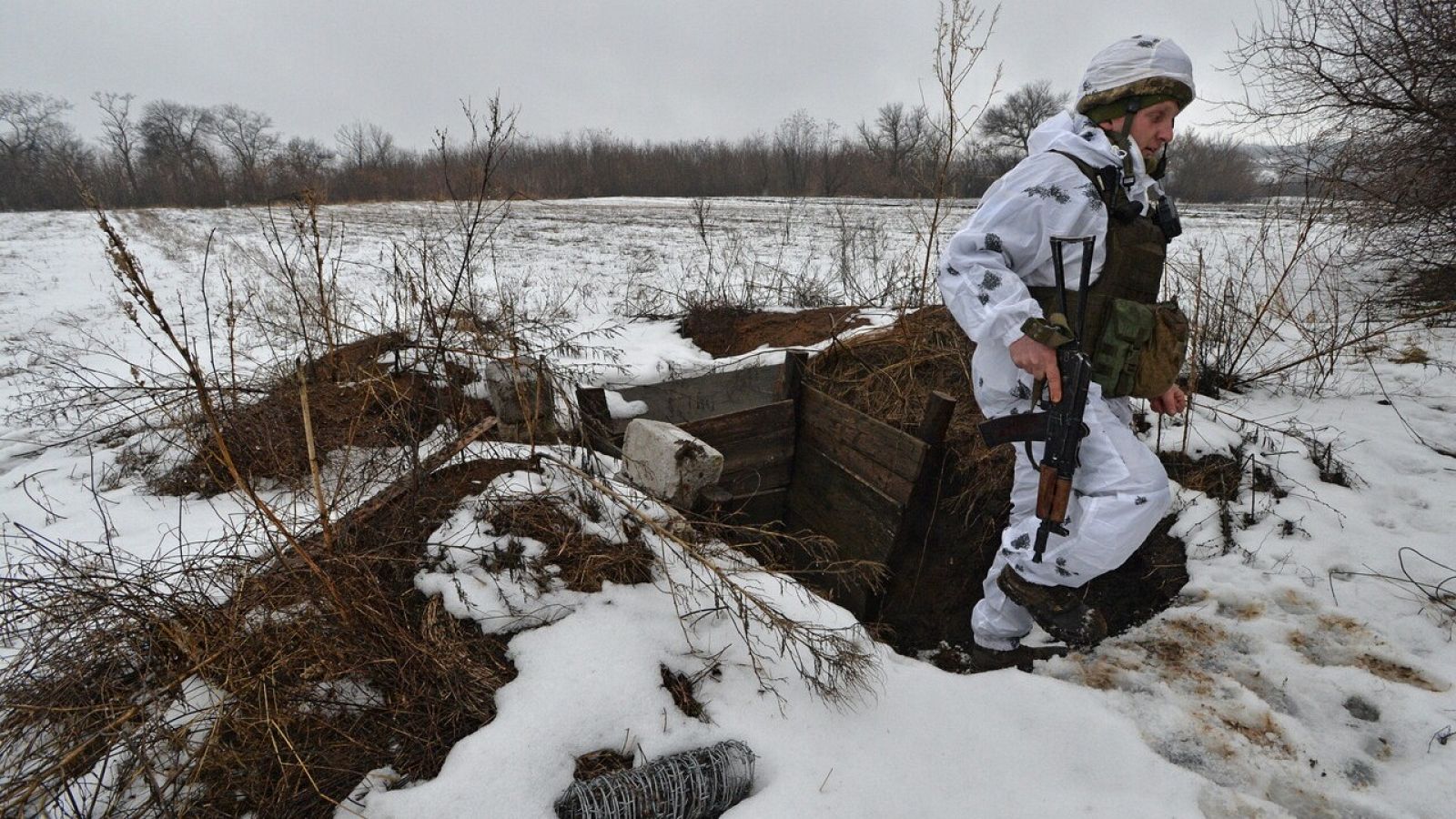 Miembro de las fuerzas armadas de Ucrania en Horlivka, en la región de Donetsk. REUTERS/Oleksandr Klymenko