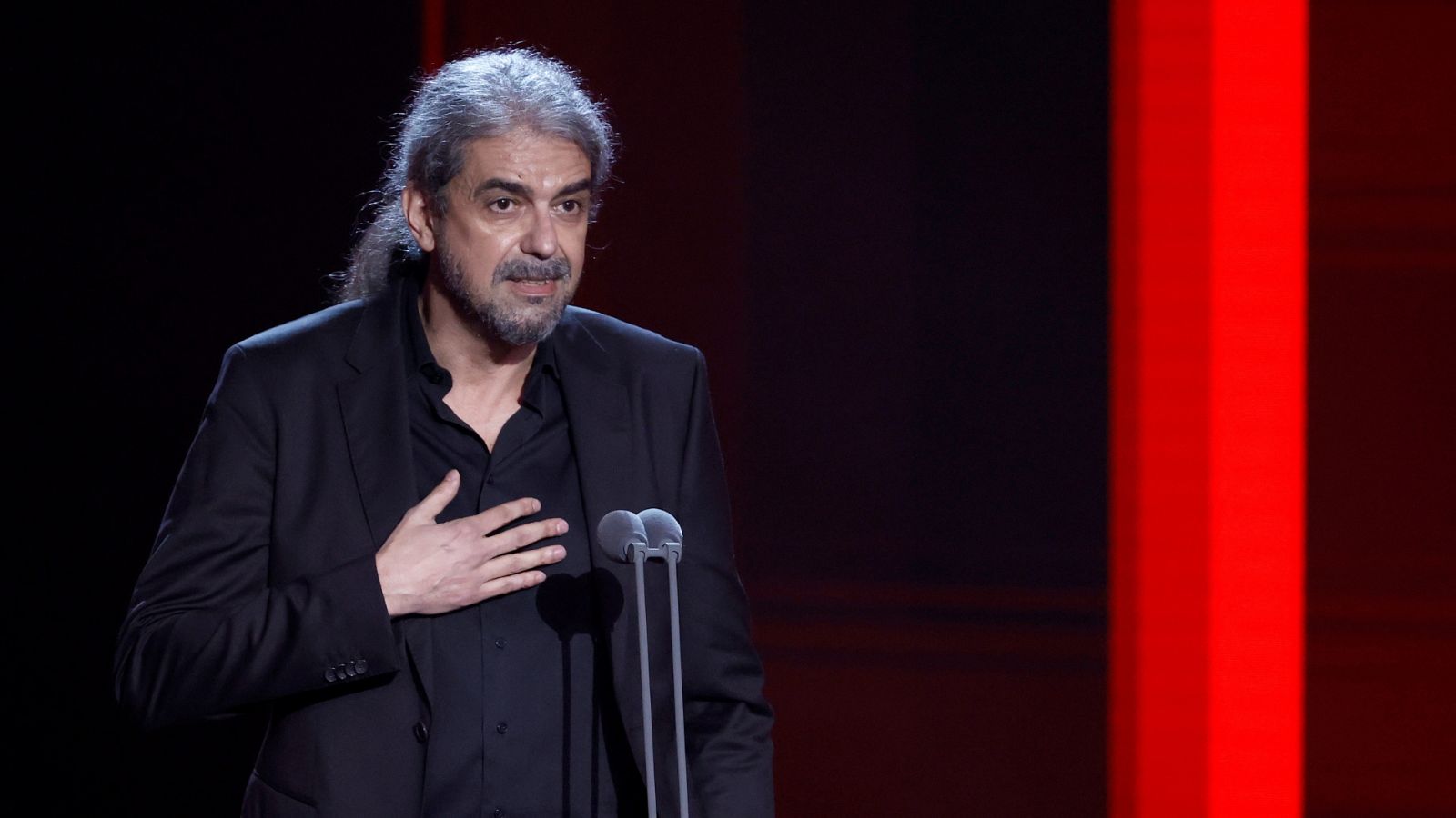 León de Aranoa responde a Agustín Almodóvar sobre la elección para ir a los Oscar en la alfombra roja de los Goya 2022