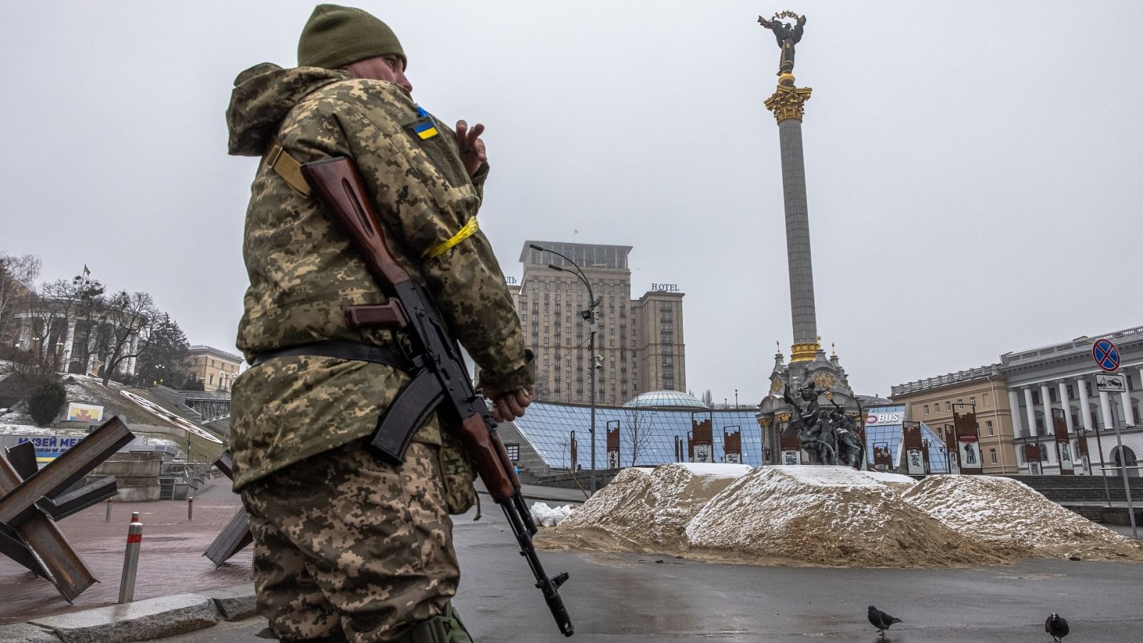 Imagen de un soldado ucraniano en Kiev