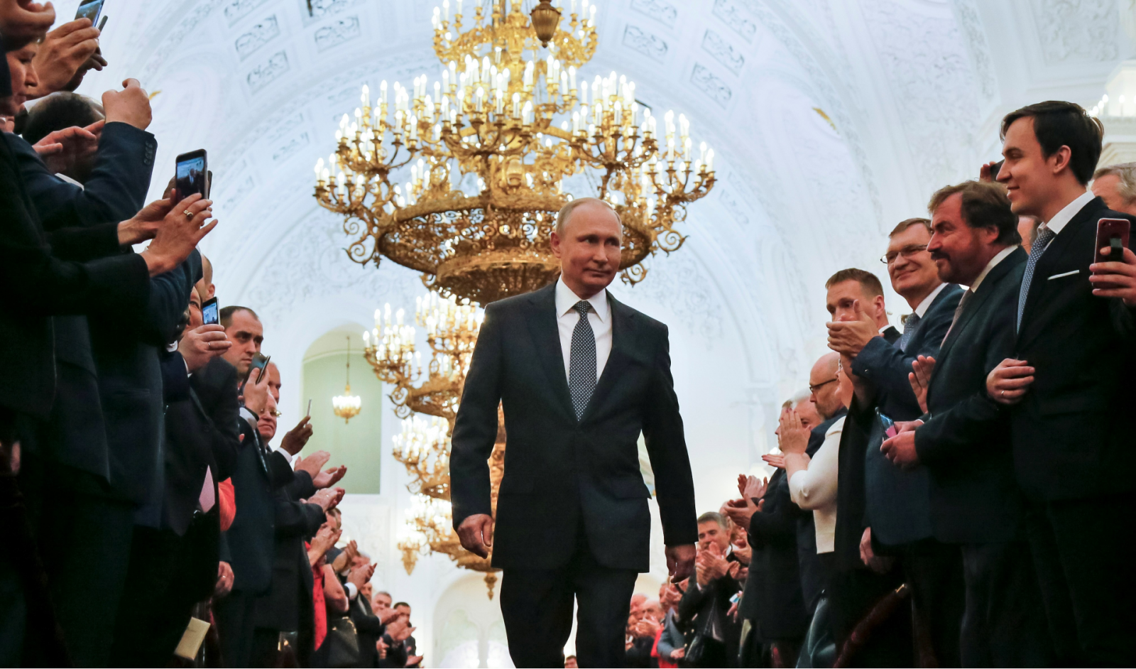 El presidente ruso, Vladimir Putin, a su llegada a la sesión de investidura, en el Gran Palacio del Kremlin el 7 de mayo de 2018