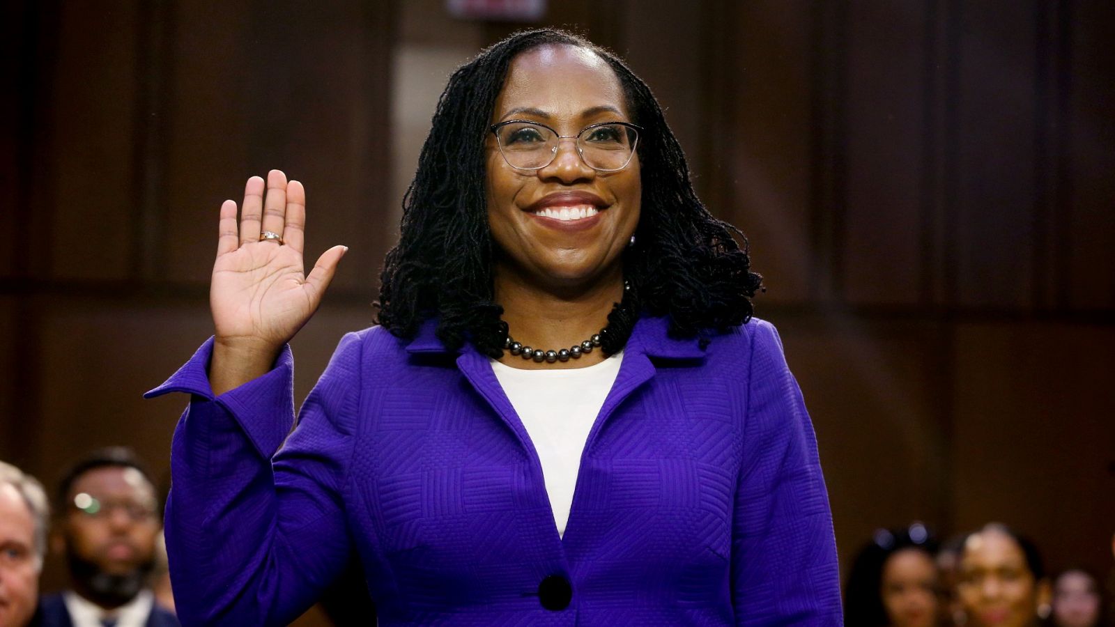 La jueza Ketanji Brown Jackson durante la comisión judicial del Senado