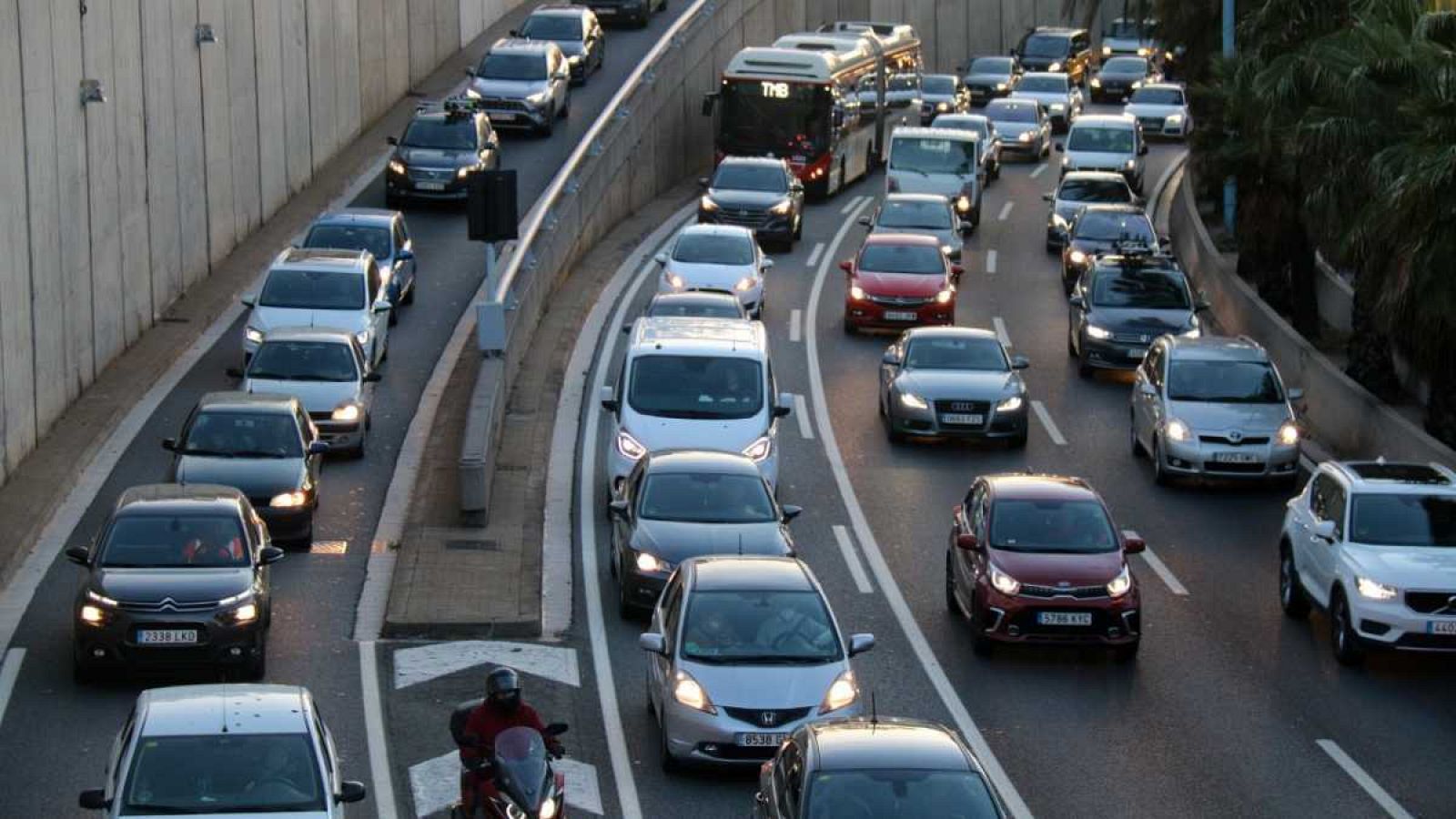 200.000 vehicles ja han tornat a Barcelona aquest diumenge