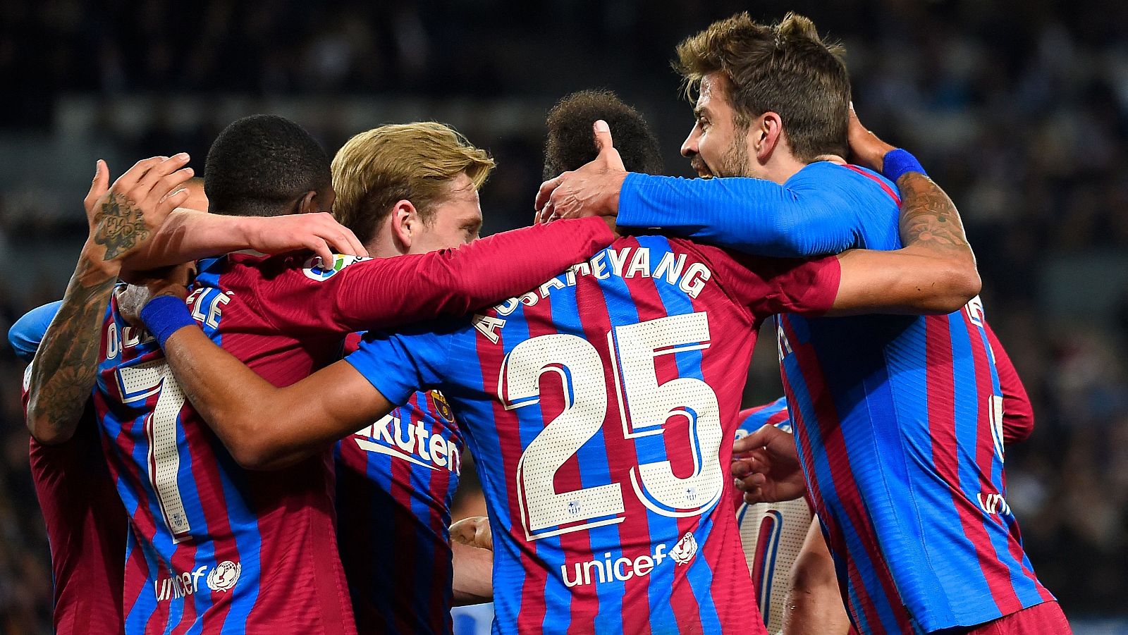  Aubameyang volvió a marcar otro tanto con el Barcelona