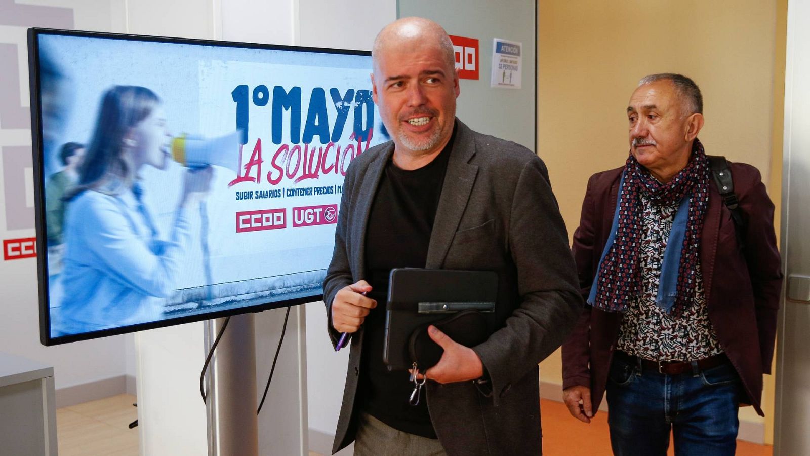 CC.OO. y UGT suspenden la presentación de su propuesta salarial