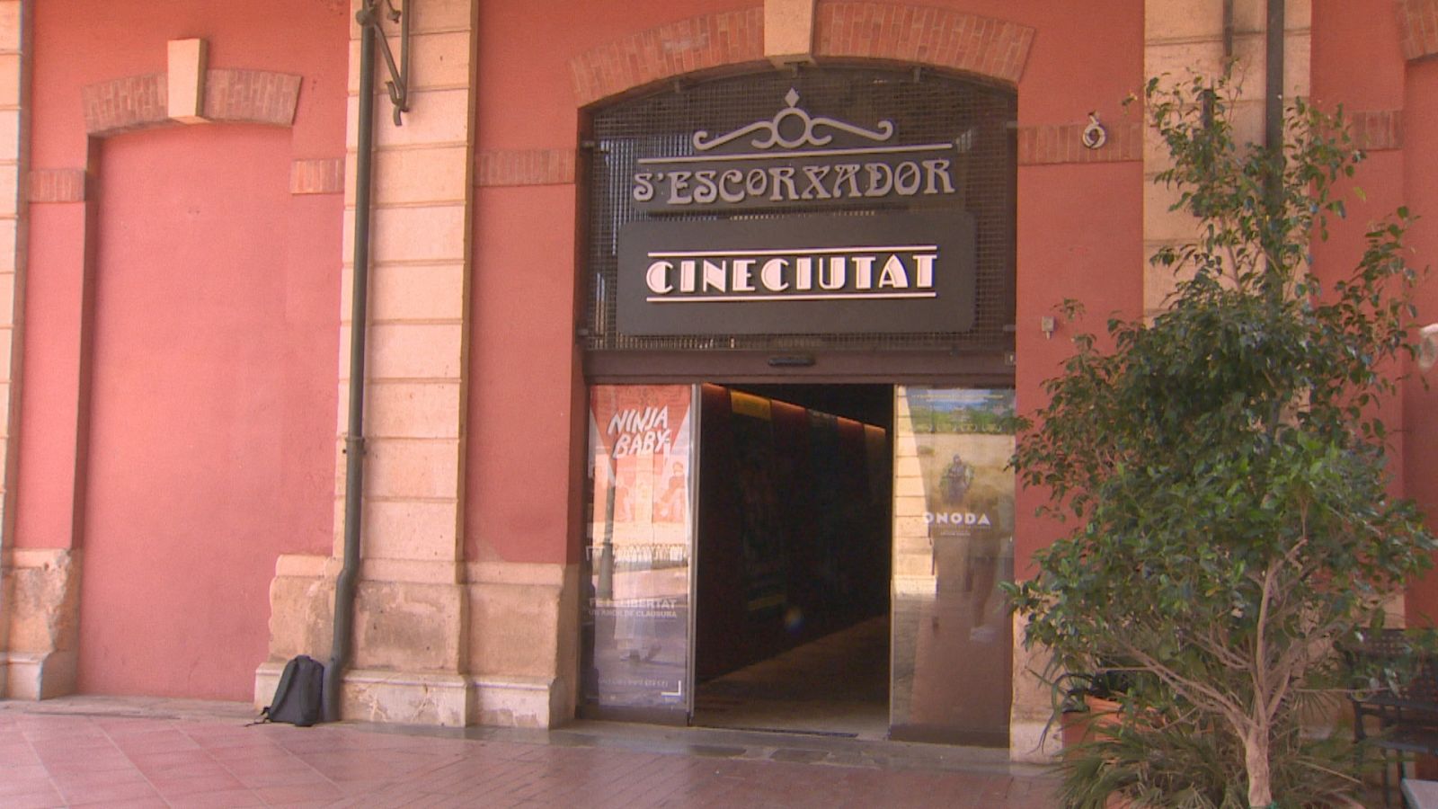 Entrada del Cine Ciutat a s'Escorxador, Palma