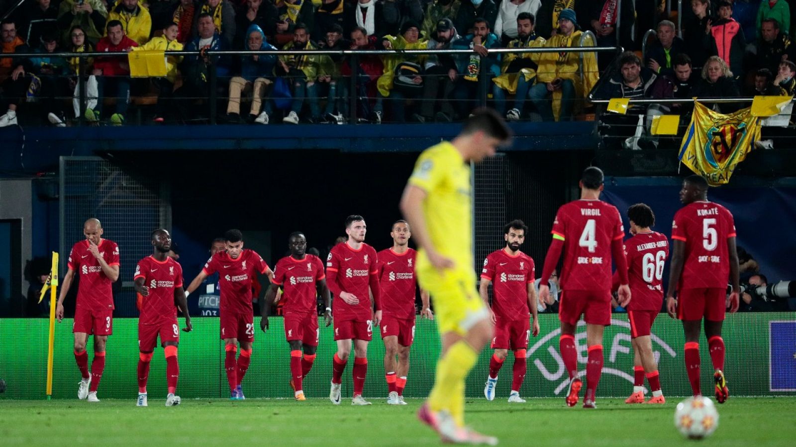 Imagen del encuentro entre el Villarreal y el Liverpool en La Cerámica.