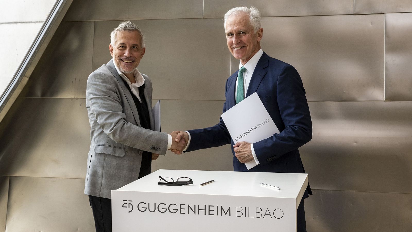 Convenio RTVE y Guggenheim: Ignacio Elguero y Juan Ignacio Vidarte