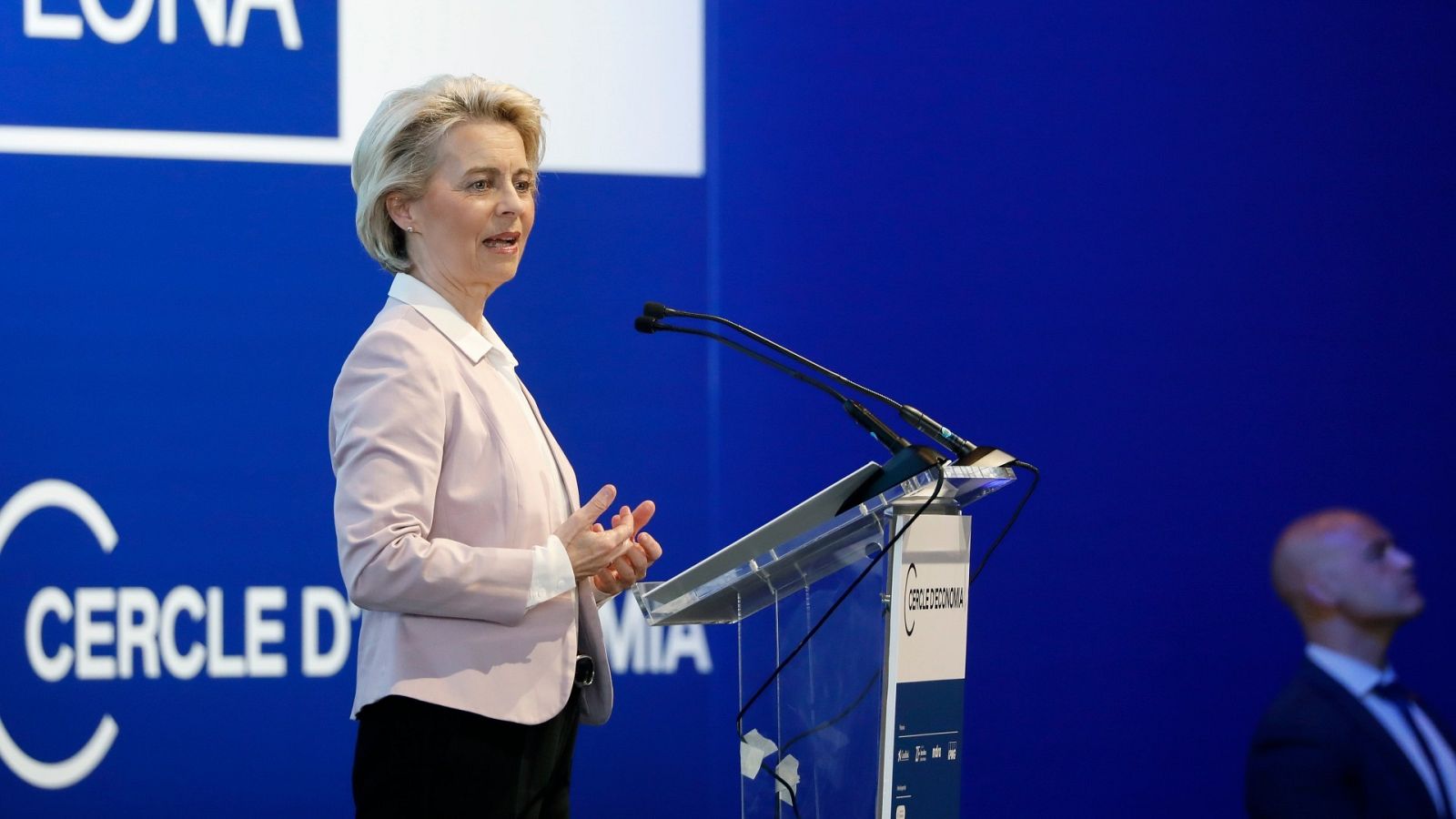 Von der Leyen durante su intervención en el Círculo de Economía en Barcelona