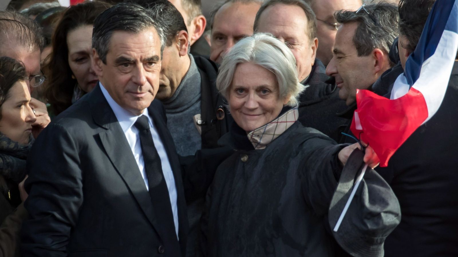 François Fillon acompañado de su mujer, Penelope Fillon, en una imagen de archivo