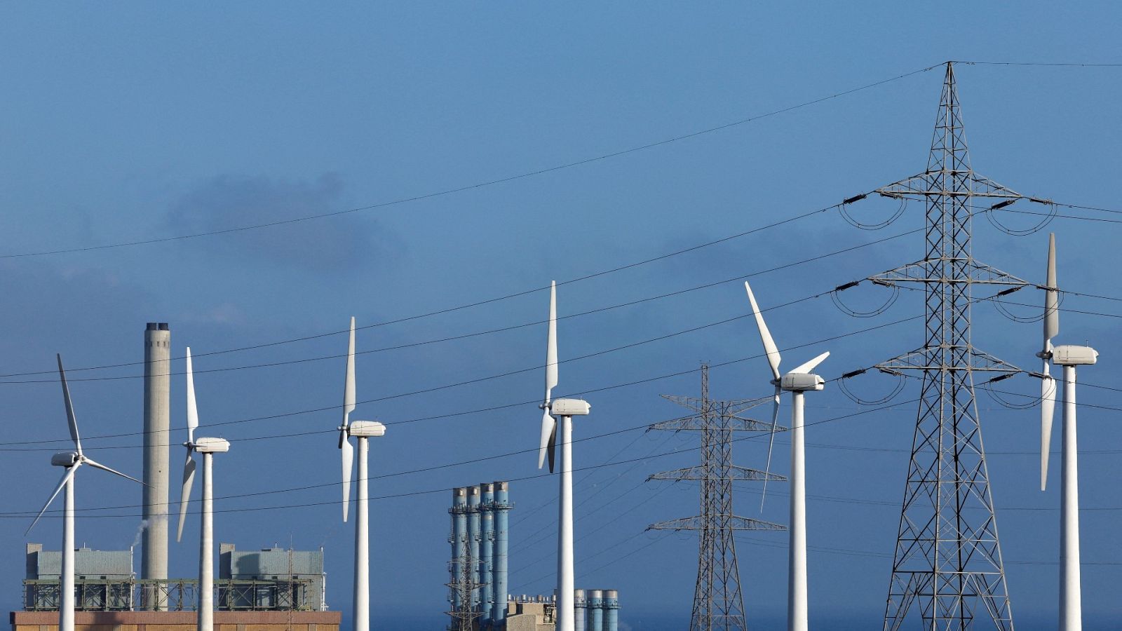 Los precios de la energía contribuyen a elevar la inflación