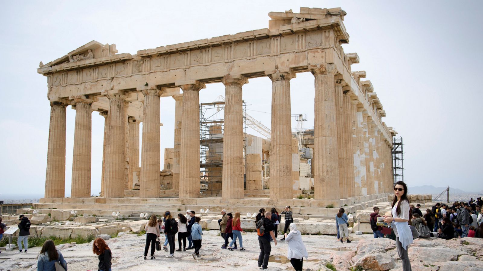 El Partenón en la Acrópolis de Atenas (Grecia)