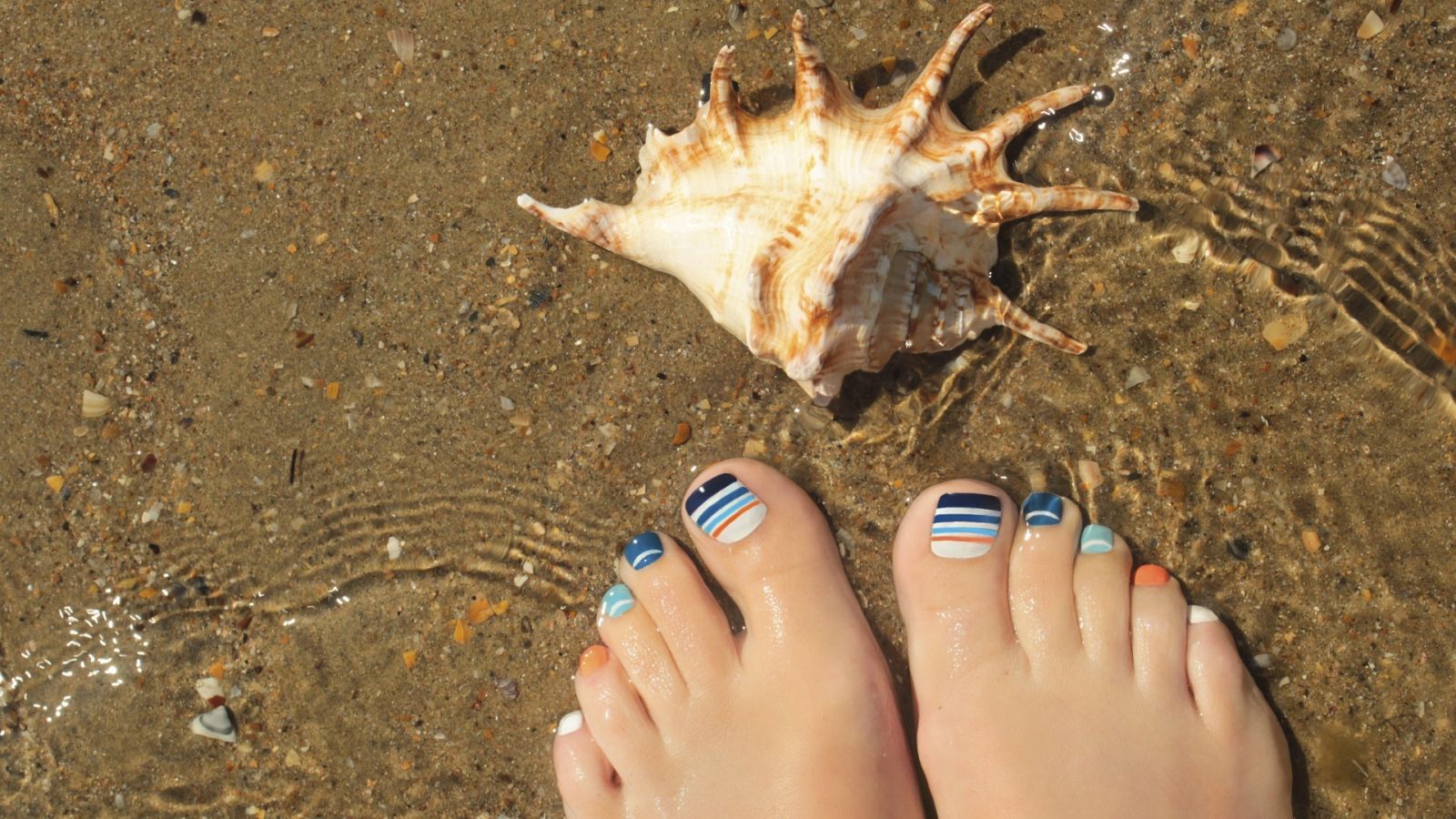 Pedicura verano: los colores de moda para las uñas este 2022