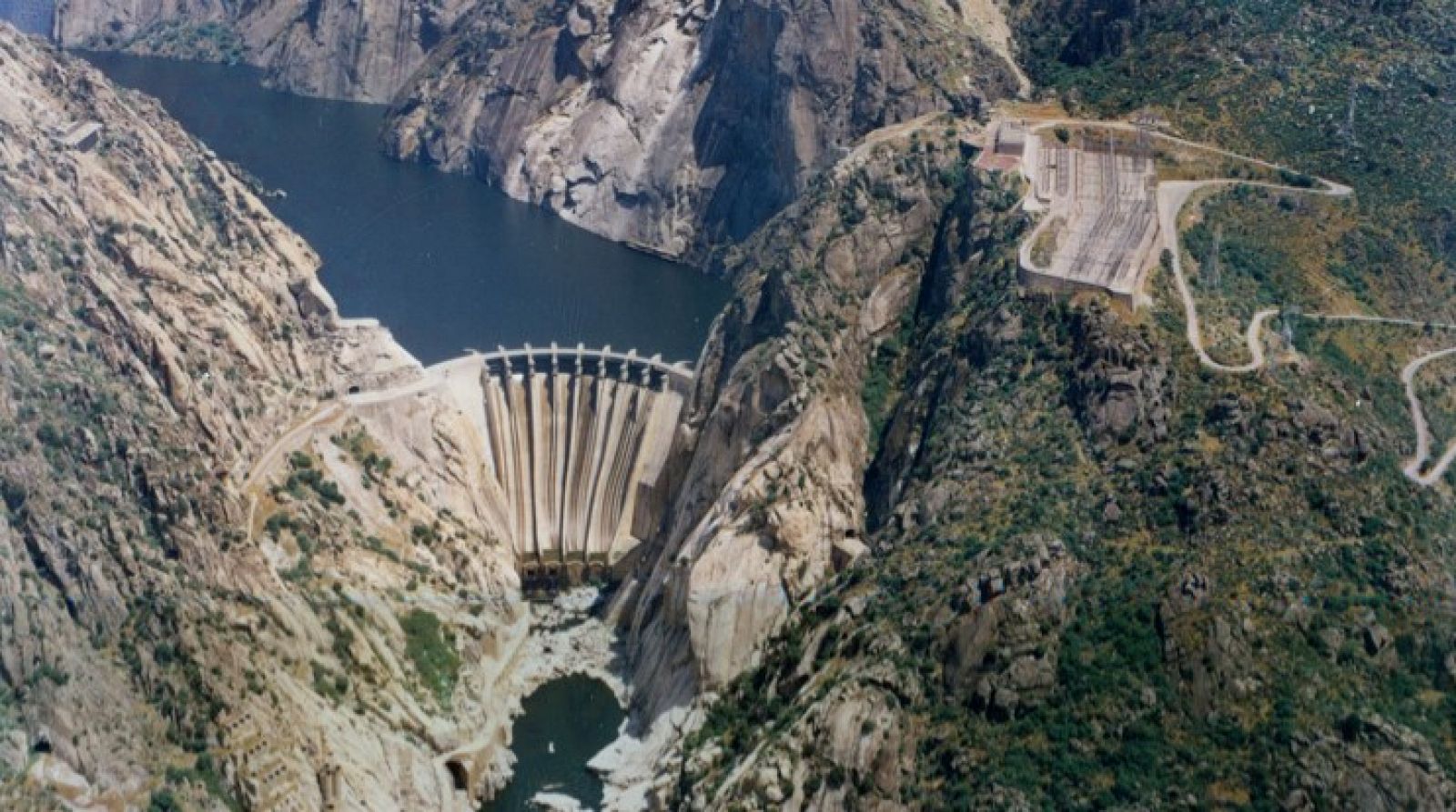 Presa en el Duero