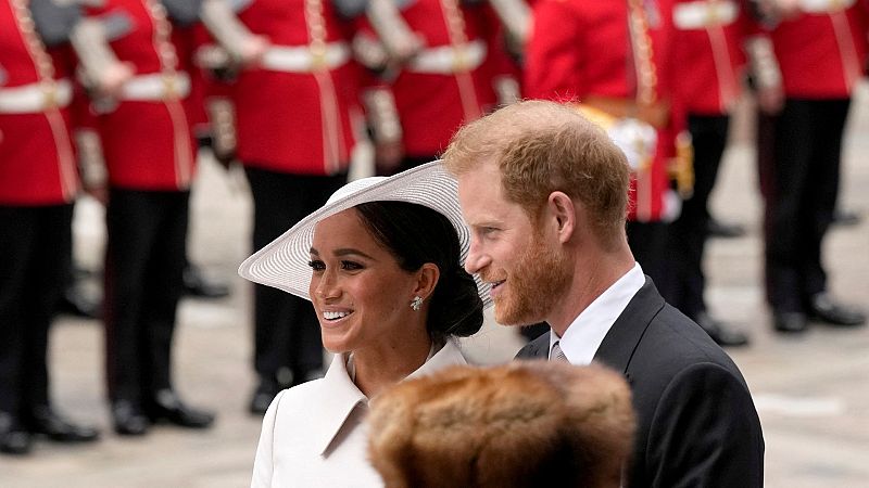 El príncipe Enrique y la duquesa de Sussex llegan a la misa de Acción de Gracias en la Catedral de San Pablo