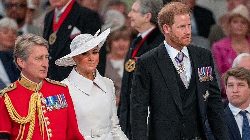 Los duques de Sussex, Harry y Meghan, asisten a la misa de Acción de Gracias en la Catedral de San Pablo