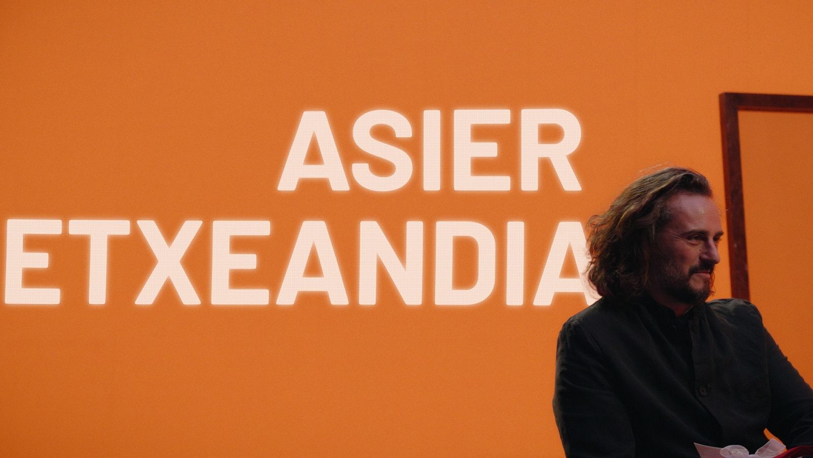 Asier Etxeandia en La matemática del espejo