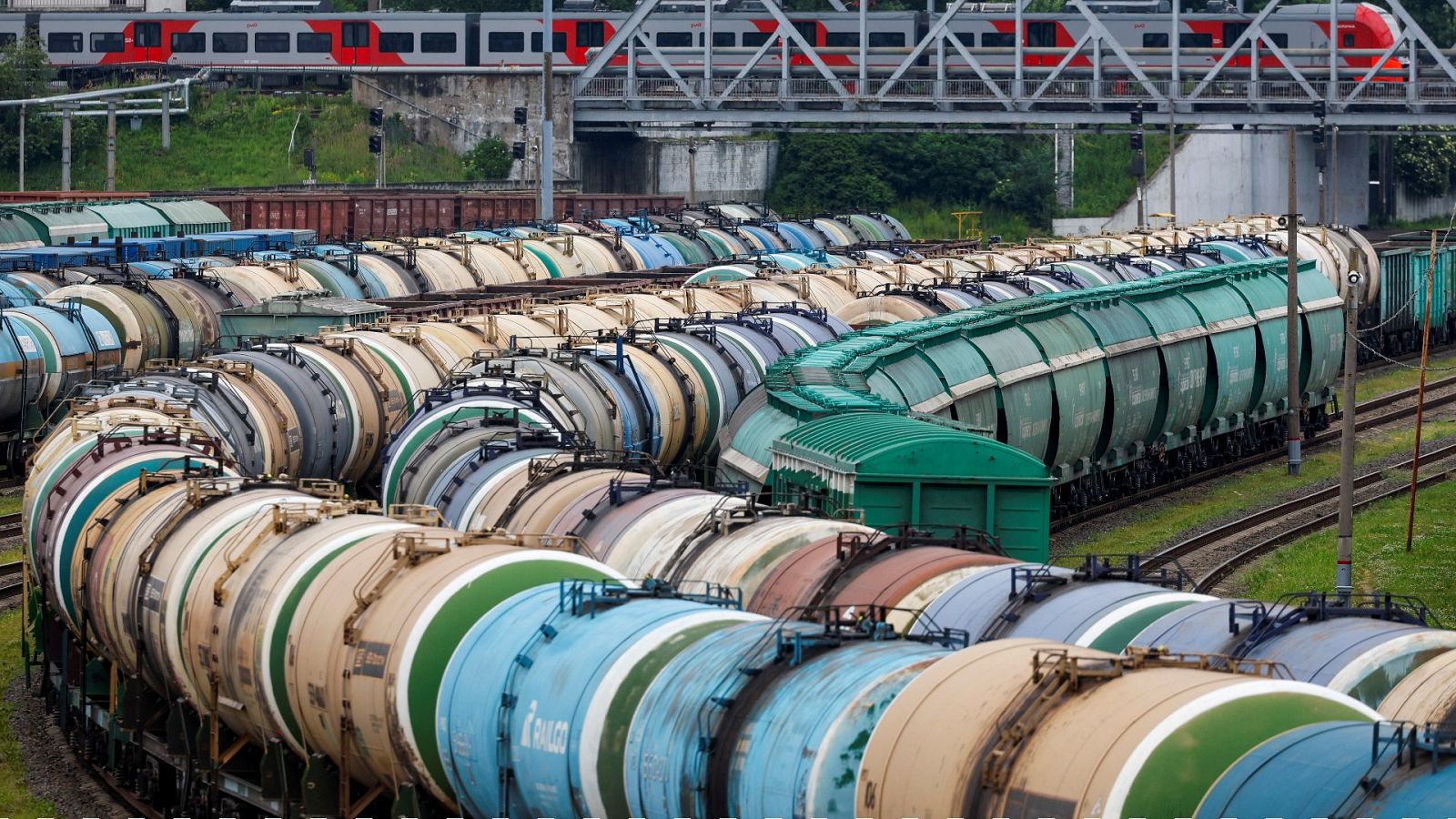 Trenes de pasajeros y mercancías a su paso por Kaliningrado