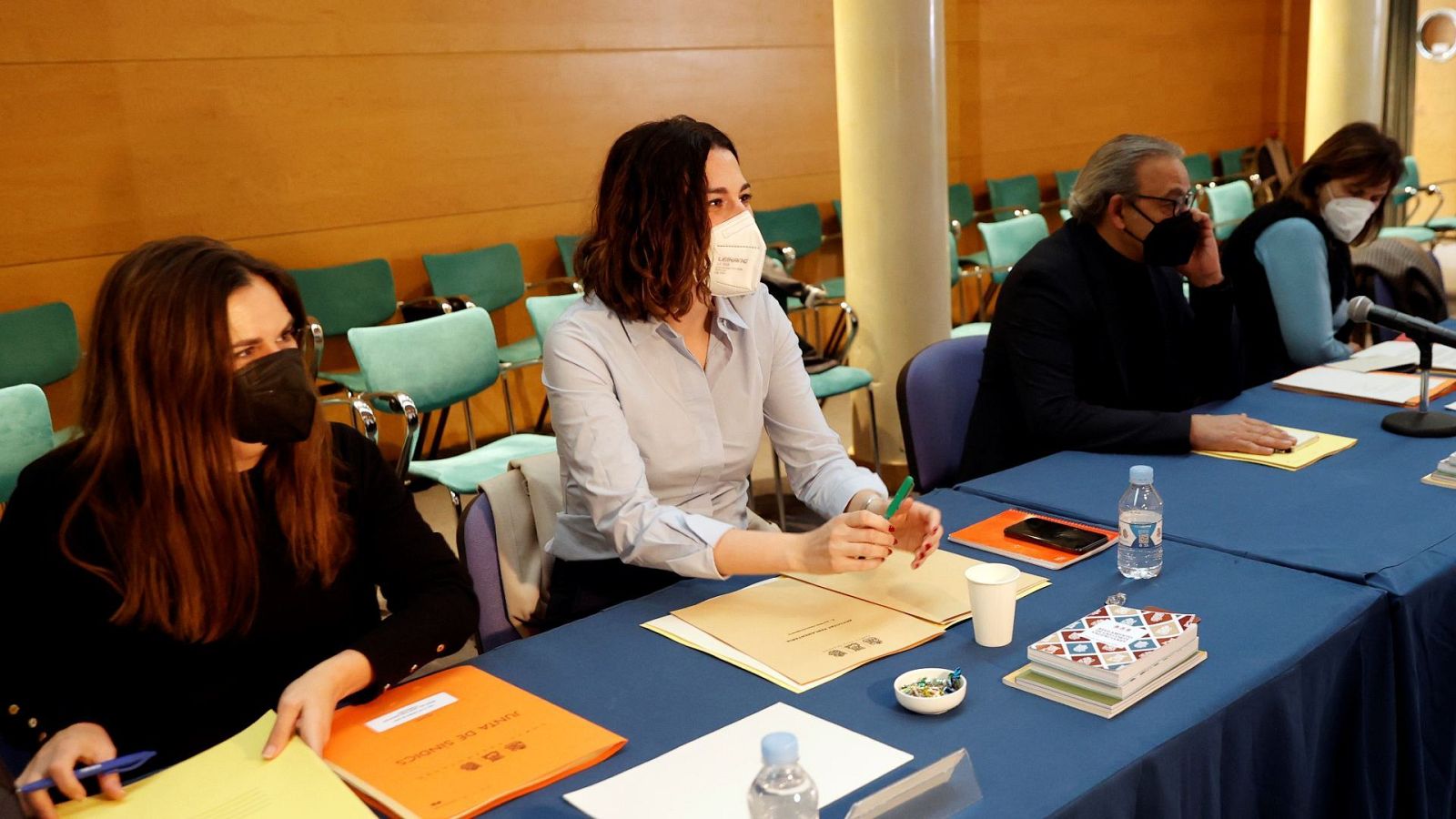 Aitana Mas sustituye a Mónica Oltra al frente de la vicepresidencia, portavocía y conselleria de Igualdad del Gobierno valenciano