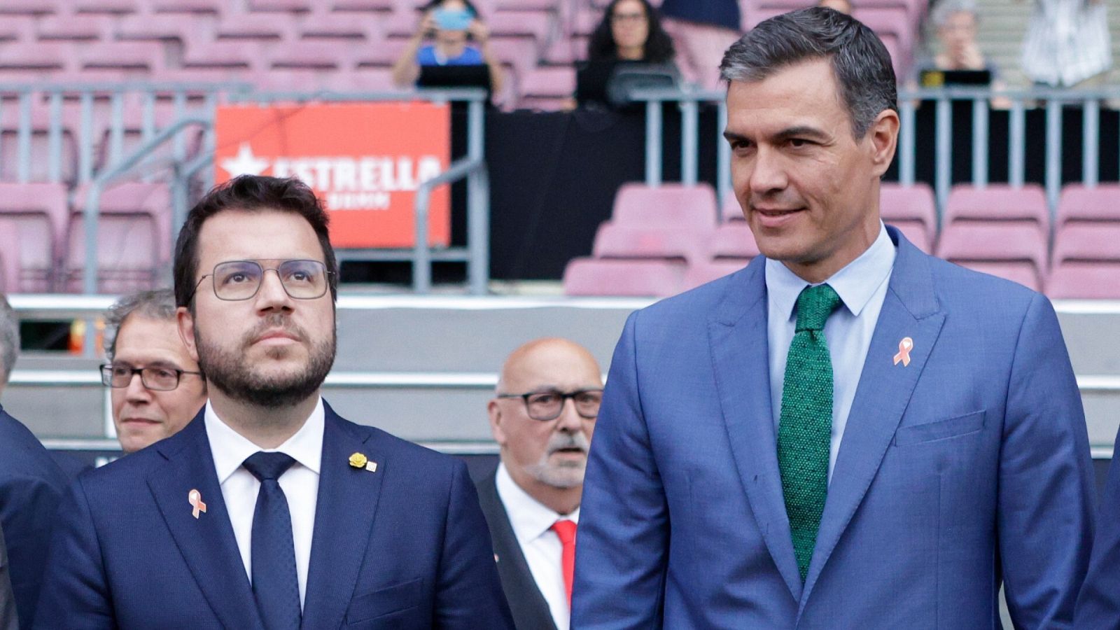 El presidente del Gobierno, Pedro Sánchez, y el  presidente de la Generalitat, Pere Aragonès