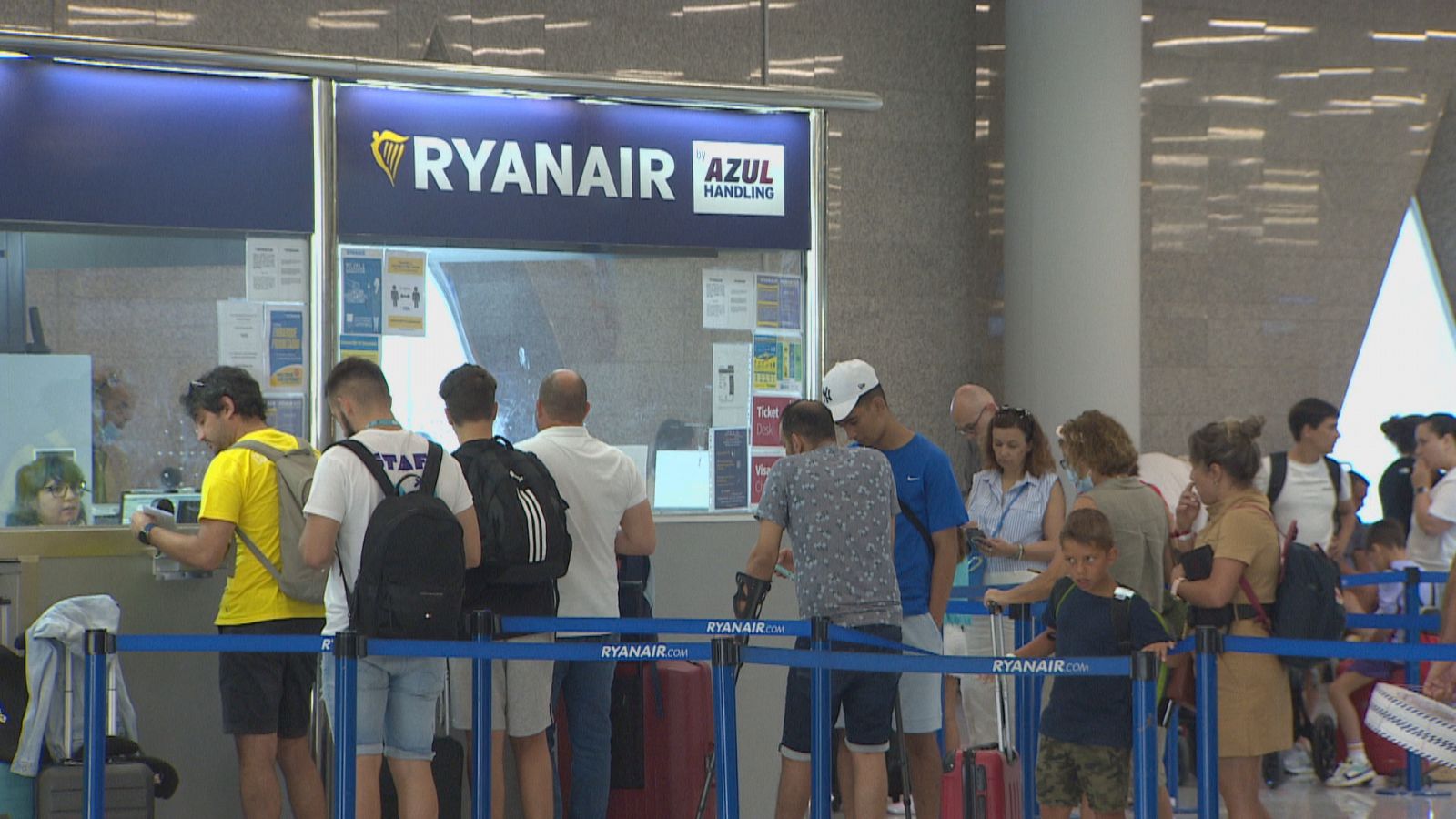 Passatgers afectats per la vaga de Ryanair a Son Santjoan