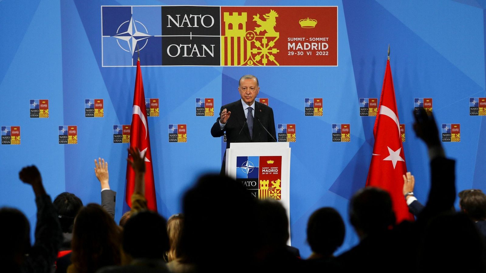 El presidente turco, Recep Tayyip Erdogan, este jueves tras el fin de la cumbre de la OTAN