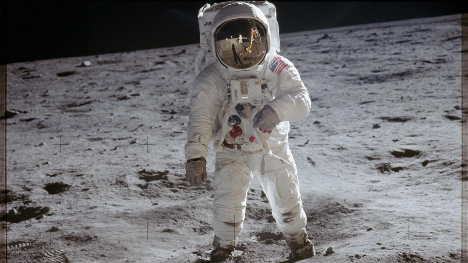Las misiones del pograma Apollo de la NASA para llevar al hombre a la Luna están llenas de triunfos pero también de fracasos y decepciones