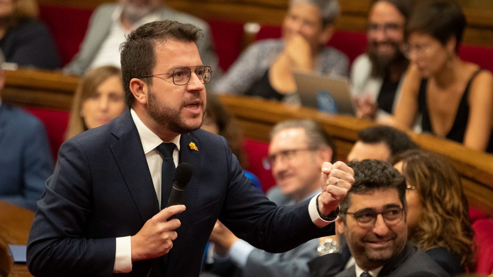 El presidente de la Generalitat, Pere Aragonès, durante una sesión de control en el Parlament.