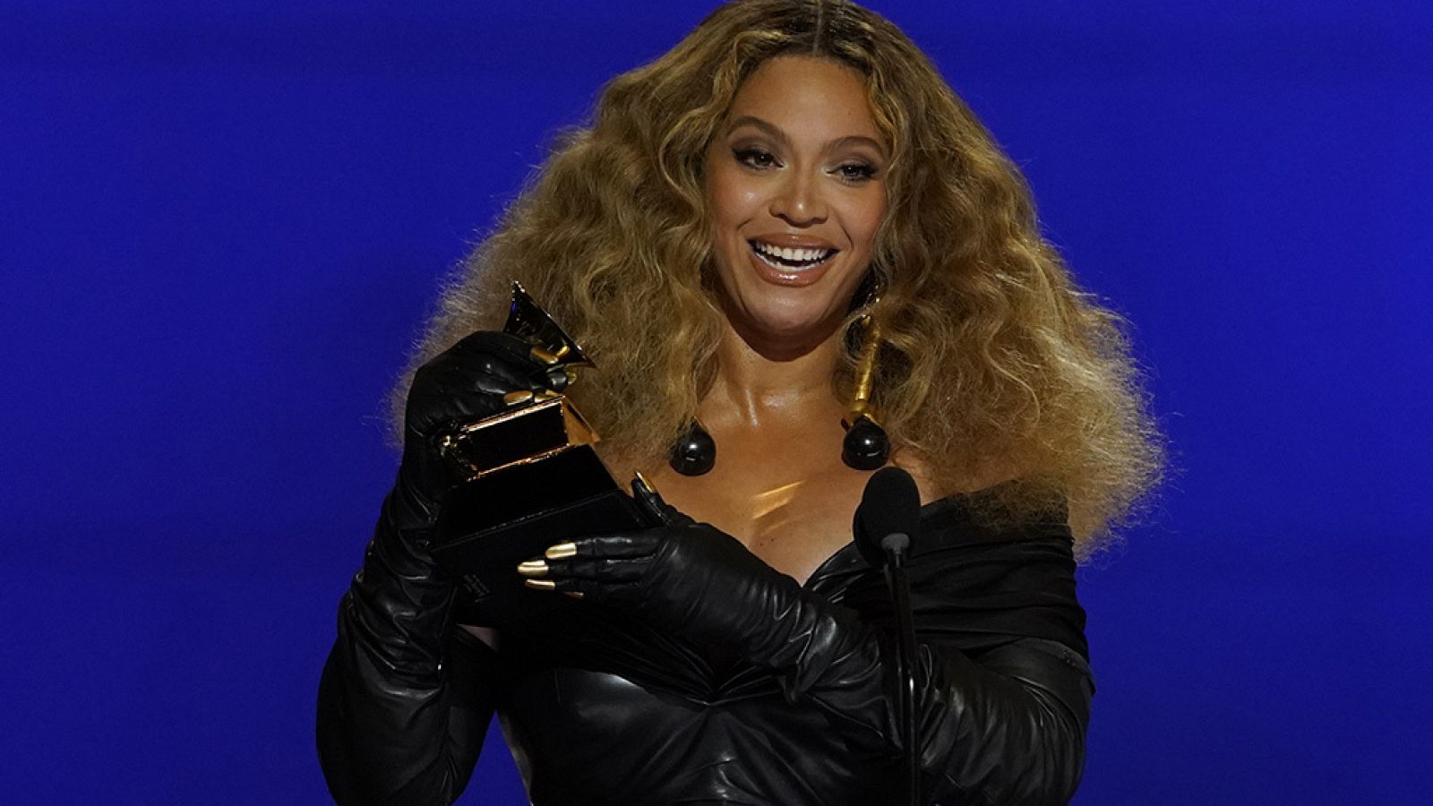 Beyoncé le dedica su nuevo disco 'Renaissance' a su tío Jonny