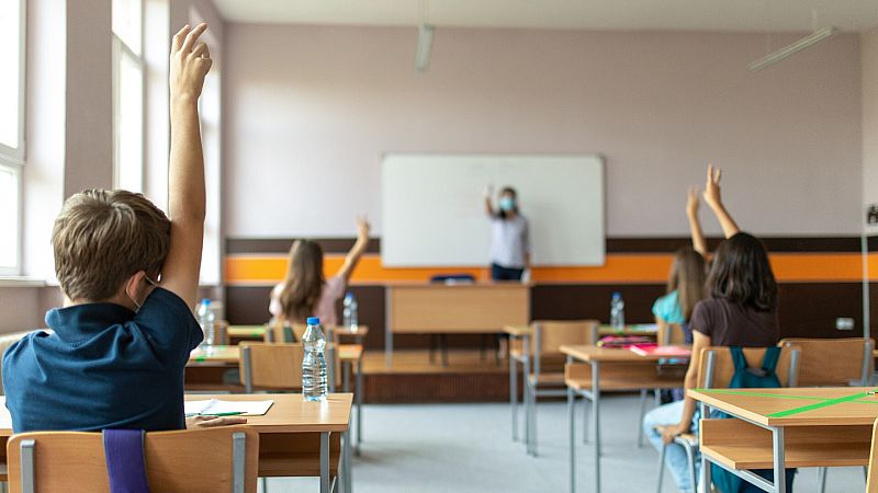 PP y Cs recurren al Tribunal Constitucional las normas de la Generalitat "contra el uso del castellano en la enseñanza"