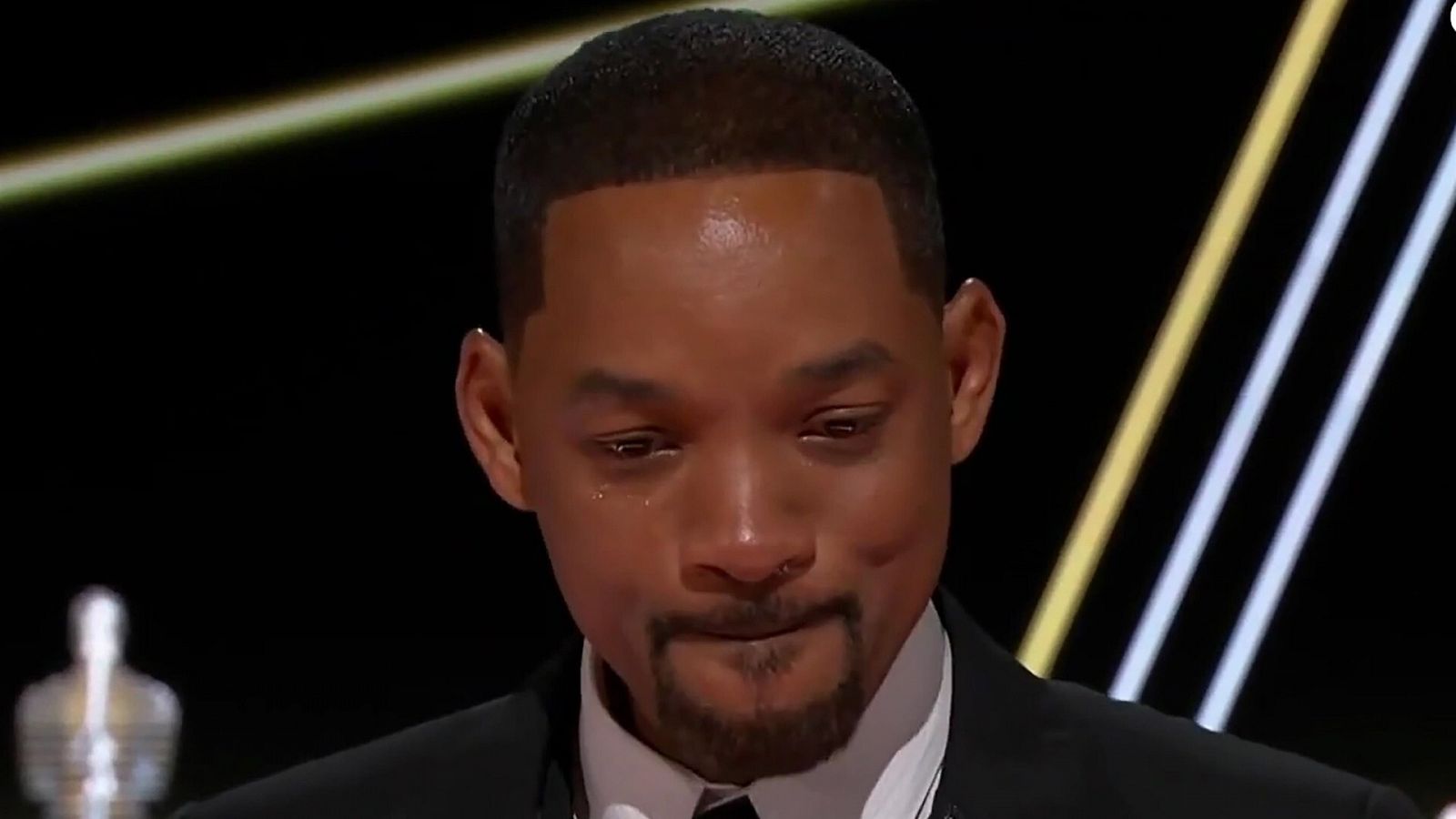 Will Smith pide disculpas a Chris Rock en un nuevo vídeo