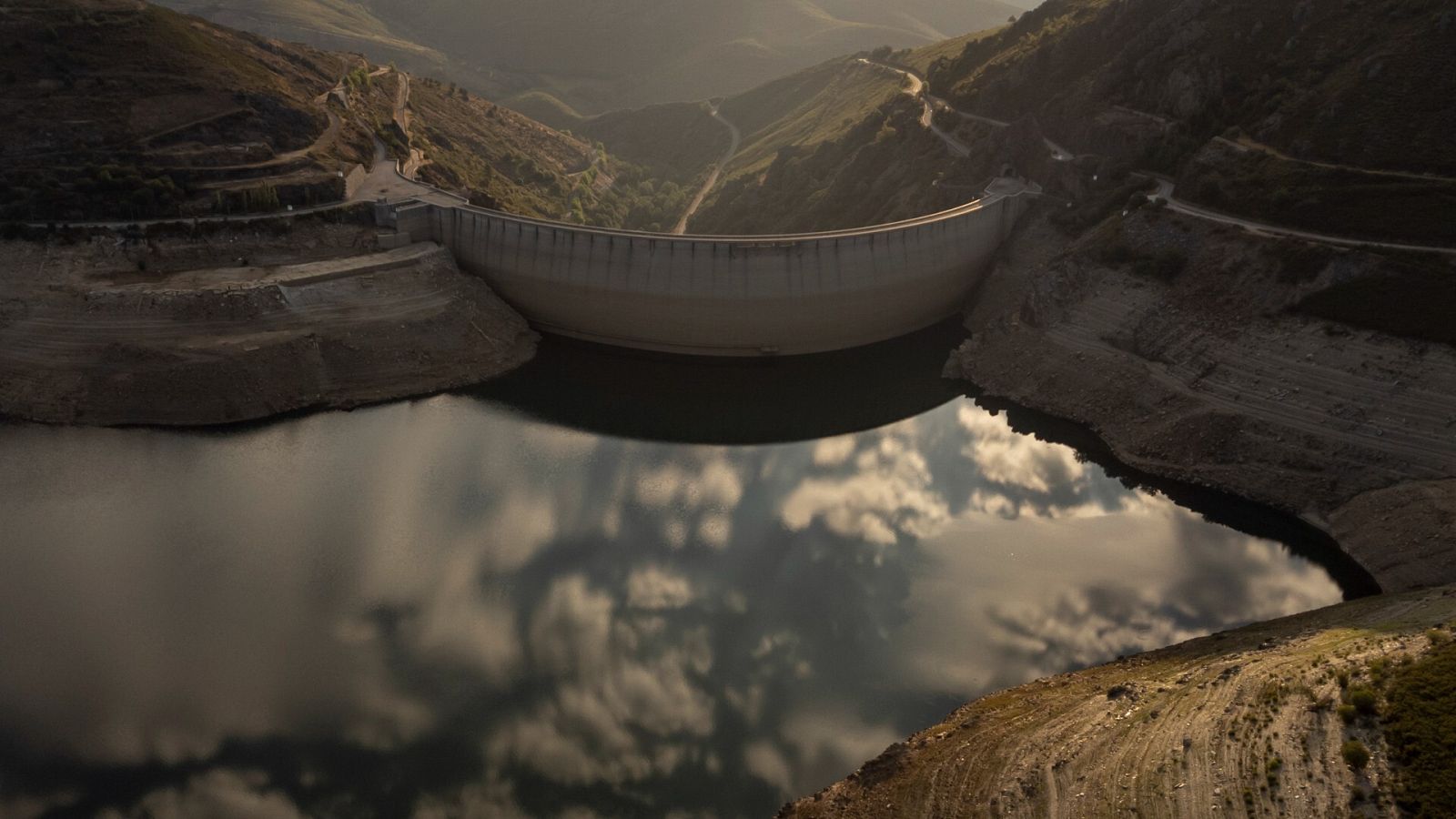 Embalse de As Portas en Vilariño de Conso (Ourense), que está al 23% de su capacidad