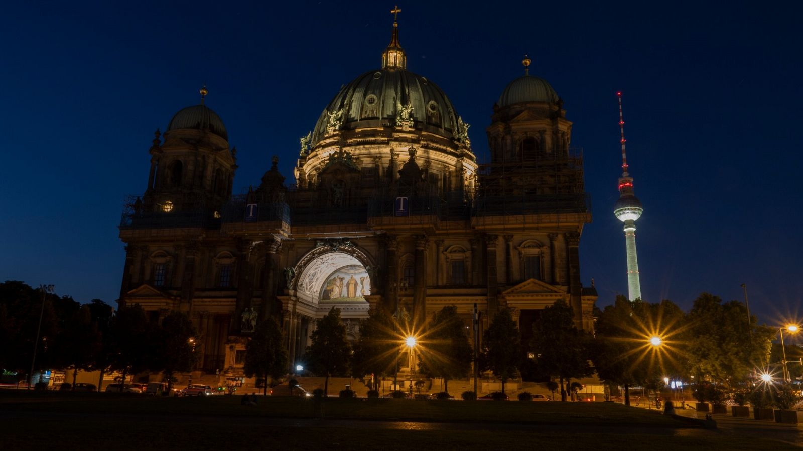 La catedral de Berlín ya no está totalmente iluminada