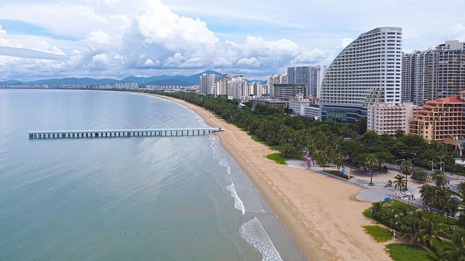 Imagen de las playas de Hainan vacías debido al confinamiento impuesto.