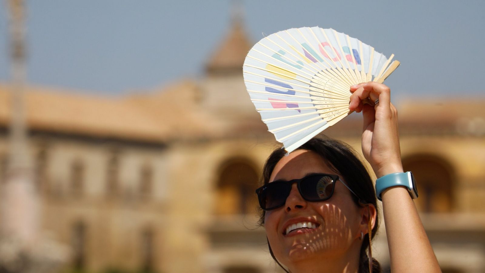 Las temperaturas suben este lunes en el interior de la mitad sur y Canarias, con 13 provincias en riesgo por calor