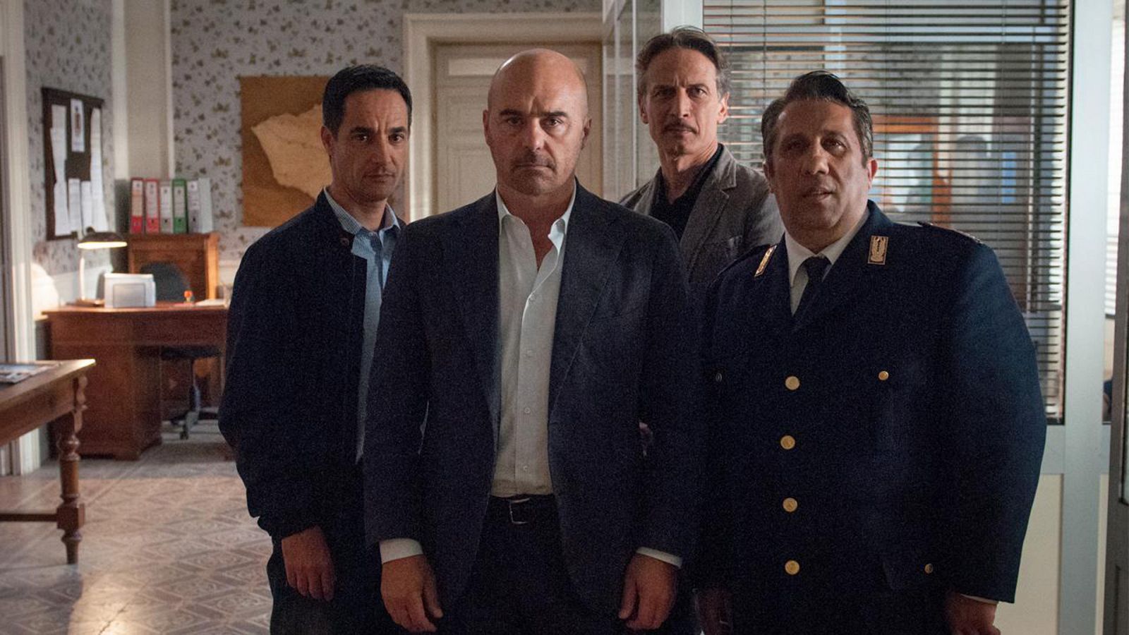 El comisario Montalbano - Episodio 18: Las alas de la esfinge
